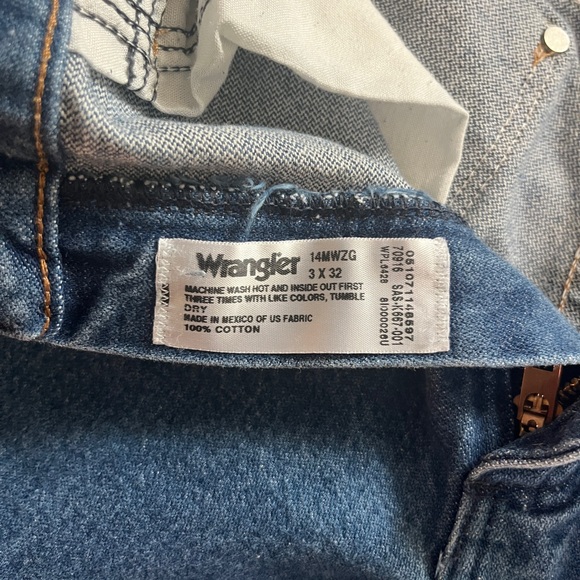 Vintage wrangler pants. Size 3x32 (fits like a size 0) - Picture 5 of 8